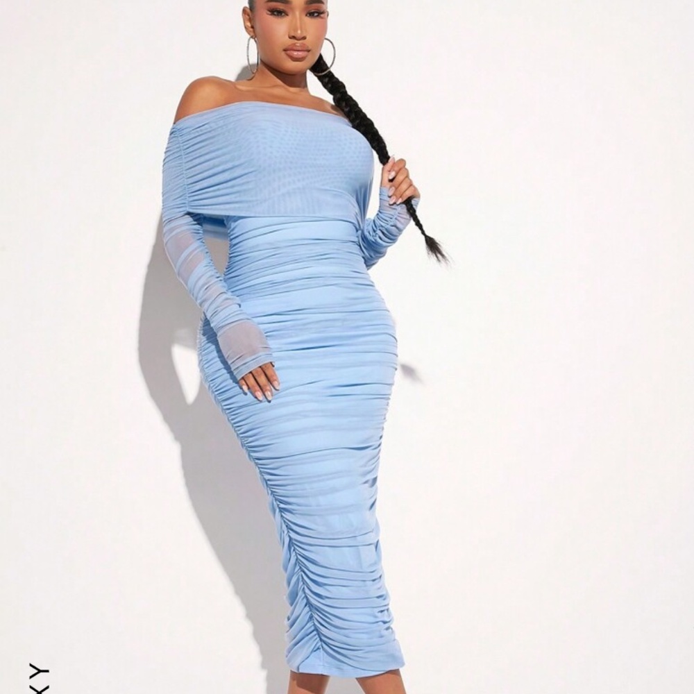 Off shoulder mesh body con dress baby blue shower maternity L 8/10